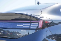 Hyundai Sonata Hybrid Limited FWD 2026