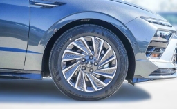 Hyundai Sonata Hybrid Limited FWD 2026