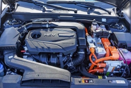 Hyundai Sonata Hybrid Limited FWD 2026