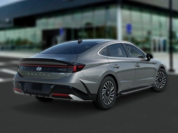 Hyundai Sonata Hybrid Limited FWD 2026