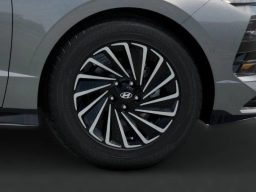 Hyundai Sonata Hybrid Limited FWD 2026