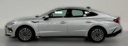Hyundai Sonata Hybrid Limited FWD 2025