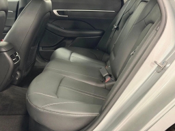 Hyundai Sonata Hybrid Limited FWD 2025