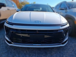 Hyundai Sonata Hybrid Limited FWD 2026