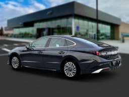 Hyundai Sonata Hybrid Limited FWD 2026