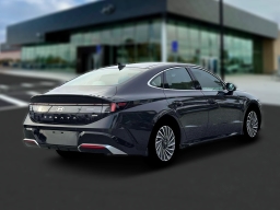 Hyundai Sonata Hybrid Limited FWD 2026