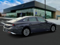 Hyundai Sonata Hybrid Limited FWD 2026