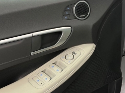 Hyundai Sonata Hybrid Limited FWD 2025