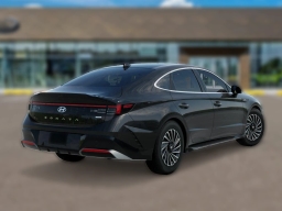 Hyundai Sonata Hybrid Limited FWD 2025