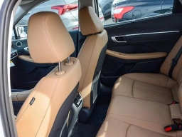 Hyundai Sonata Hybrid Limited FWD 2026