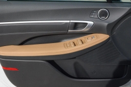 Hyundai Sonata Hybrid Limited FWD 2026