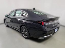 Hyundai Sonata Hybrid Limited FWD 2025