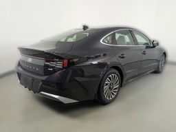 Hyundai Sonata Hybrid Limited FWD 2025
