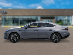 Hyundai Sonata Hybrid Limited FWD 2026