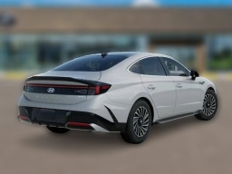 Hyundai Sonata Hybrid Limited FWD 2026