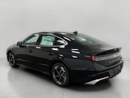 Hyundai Sonata SEL Sport AWD 2026