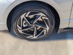 Hyundai Sonata SEL Sport FWD 2026