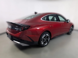 Hyundai Sonata SEL Sport FWD 2026
