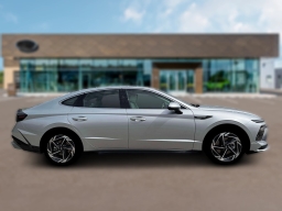 Hyundai Sonata SEL Sport FWD 2026