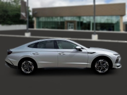 Hyundai Sonata SEL Sport AWD 2026