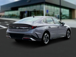 Hyundai Sonata SEL Sport AWD 2026