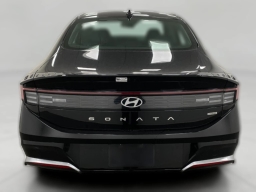 Hyundai Sonata SEL Sport AWD 2026