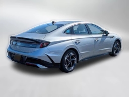 Hyundai Sonata SEL Sport AWD 2026