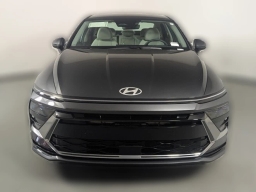 Hyundai Sonata SEL FWD 2025
