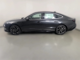 Hyundai Sonata SEL FWD 2025