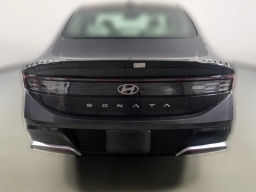 Hyundai Sonata SEL FWD 2025
