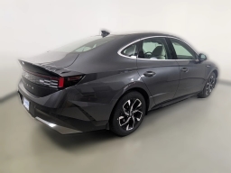 Hyundai Sonata SEL FWD 2025