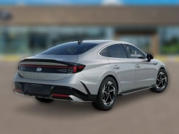 Hyundai Sonata SEL Sport FWD 2026