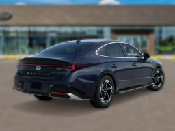 Hyundai Sonata SEL Sport FWD 2026