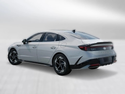 Hyundai Sonata SEL Sport AWD 2026
