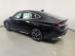 Hyundai Sonata SEL FWD 2025