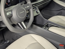 Hyundai Sonata SEL FWD 2025