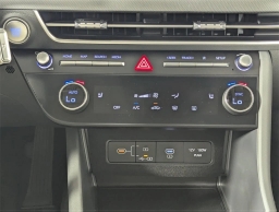 Hyundai Sonata SEL FWD 2025