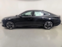 Hyundai Sonata SEL Sport FWD 2026