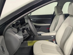 Hyundai Sonata SEL Sport FWD 2026