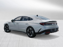 Hyundai Sonata SEL Sport AWD 2026