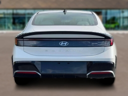 Hyundai Sonata SEL Sport FWD 2026