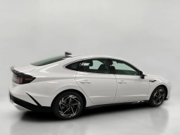 Hyundai Sonata SEL Sport AWD 2026