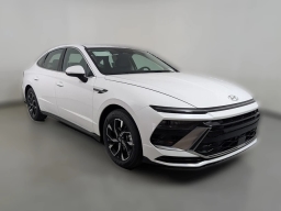 Hyundai Sonata SEL FWD 2025