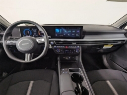 Hyundai Sonata SEL FWD 2025