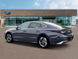 Hyundai Sonata SEL Sport FWD 2026