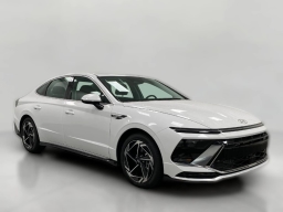 Hyundai Sonata SEL Sport AWD 2026