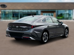 Hyundai Sonata SEL Sport AWD 2026