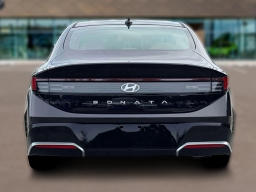 Hyundai Sonata SEL Sport FWD 2026