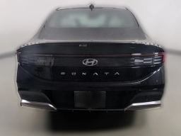 Hyundai Sonata SEL Sport FWD 2026
