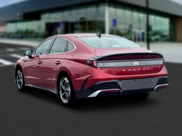 Hyundai Sonata SEL Sport AWD 2026